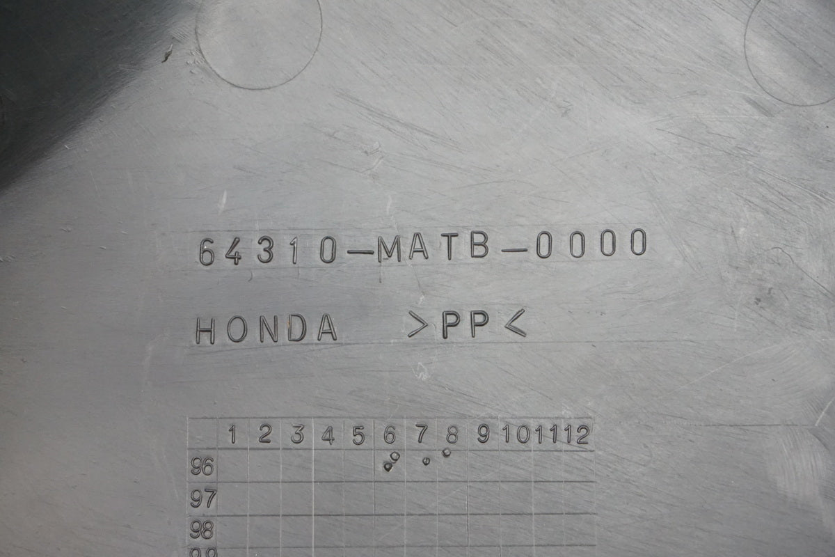 HONDA CBR 1100 XX SC35 Fairing Cockpit Right Tank Cover Trim