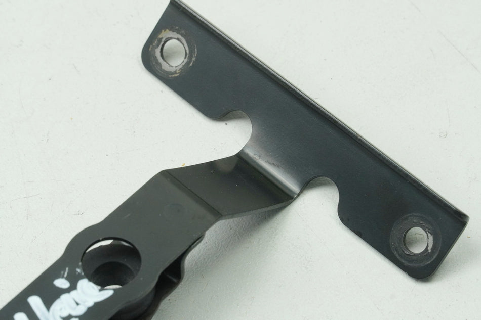 KAWASAKI Z 650 ER650HA2 Halterung Batterie Halter Halteplatte Träger Strebe