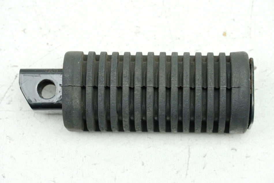 SUZUKI RG 80 GAMMA NC11A Estribera delantera derecha