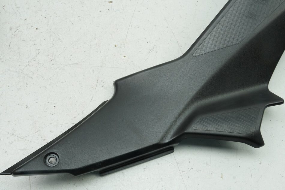 KAWASAKI Z 650 ER650HA2 Seitendeckel rechts Abdeckung Rahmen Cover Tank Blende