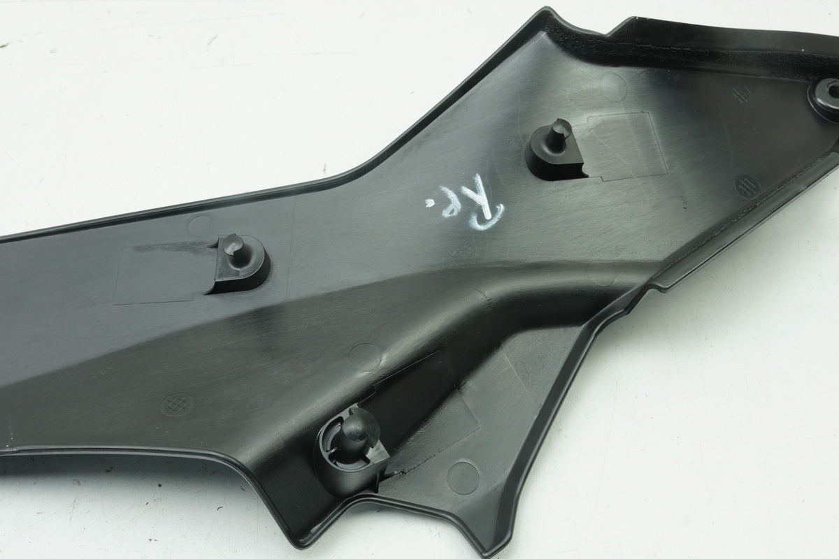 KAWASAKI Z 650 ER650HA2 Tapa lateral derecha Cubierta del marco Tapa del tanque