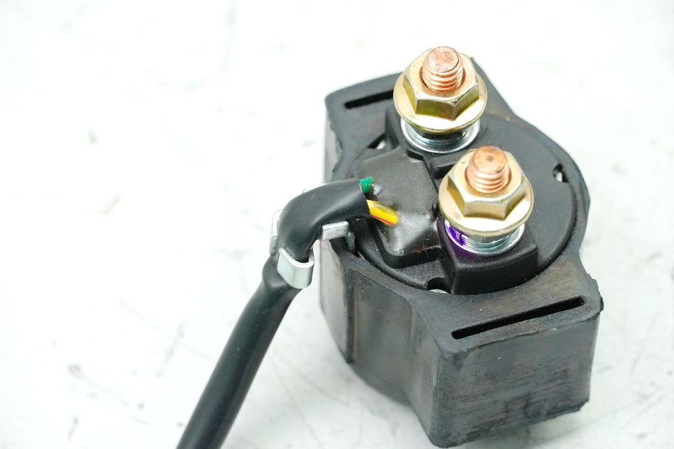 SYM Jet 4 50 AD05W8 Relé de arranque original. Relé de solenoide de arranque SOLO 781 km