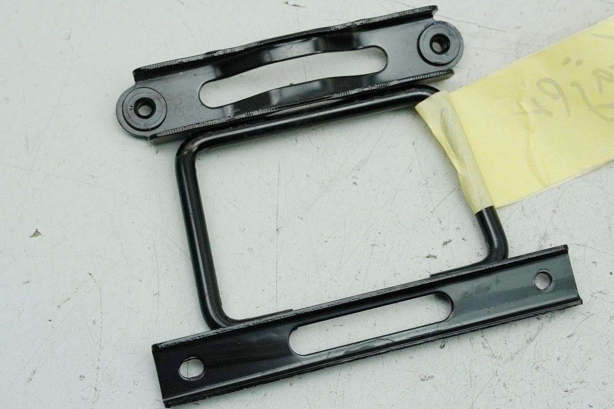 SYM Jet 4 50 AD05W8 Bracket License Plate Holder Carrier Frame Holder ONLY 781 km