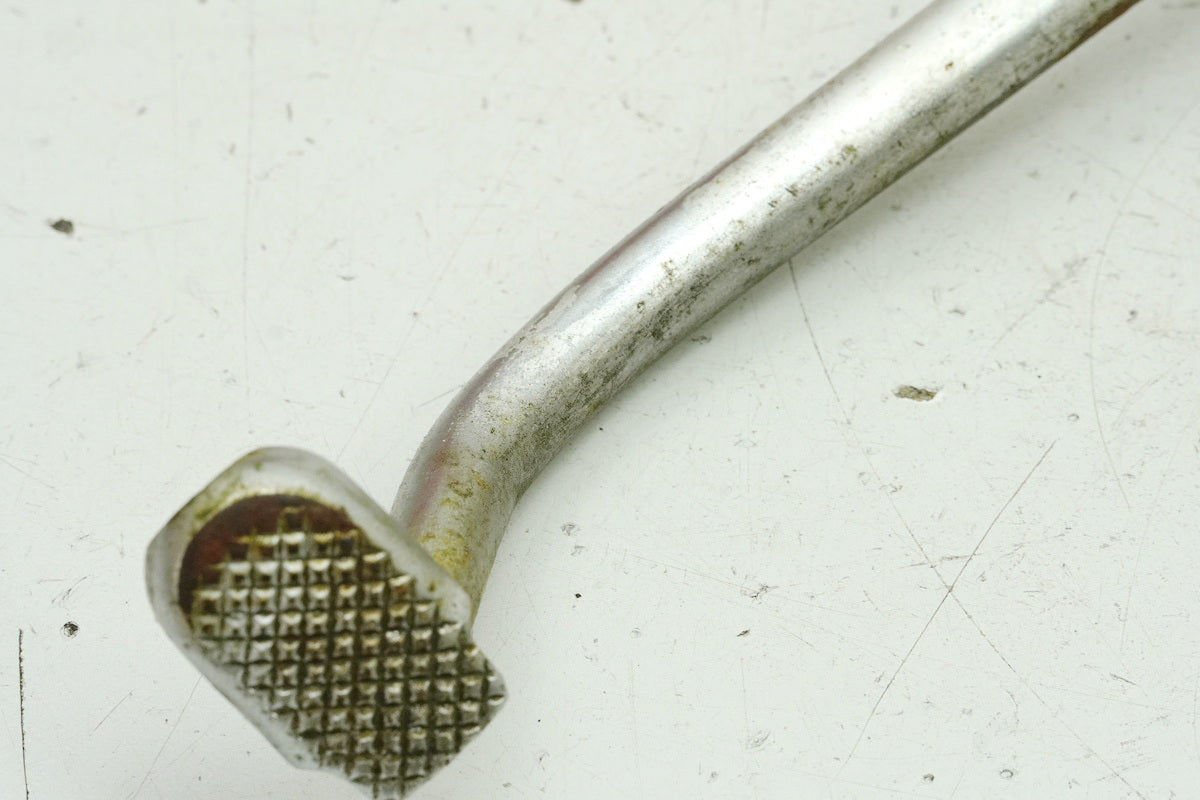 HONDA CB 250 G CB250G Bremspedal Fußbremspedal Bremshebel 74-77