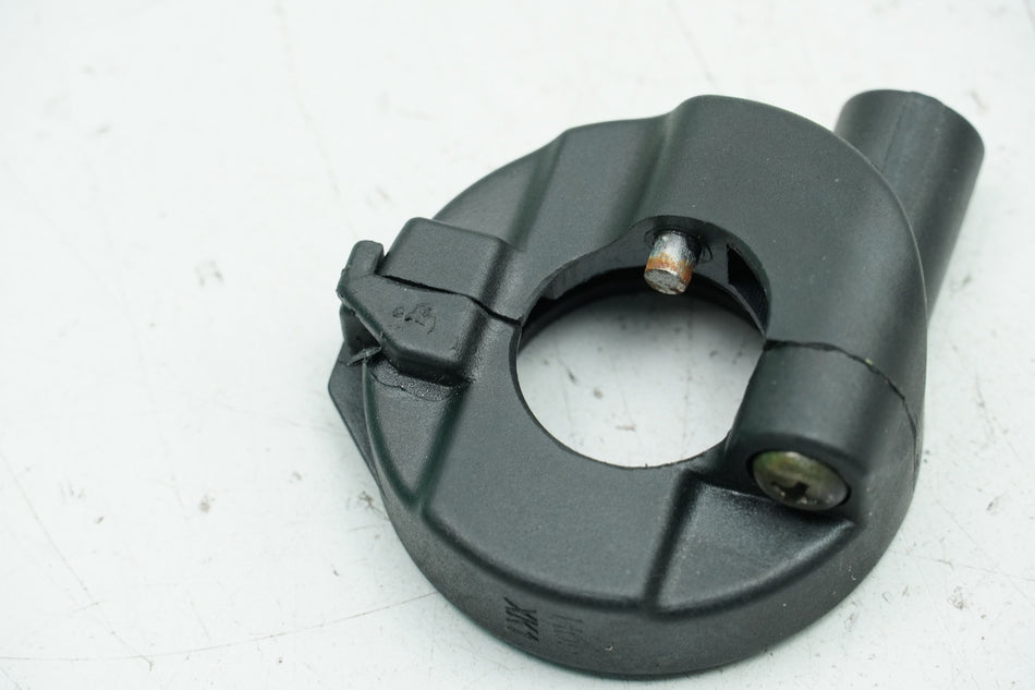 SYM Jet 4 50 AD05W8 Polea tensora Puño de gas Cable de acelerador Soporte Carcasa SÓLO 781 km