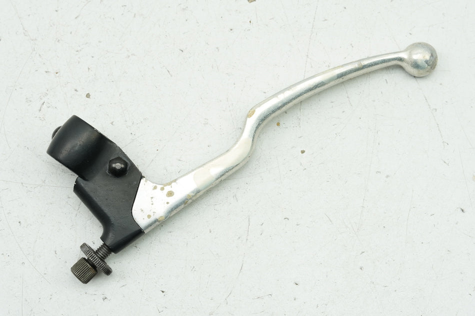 SUZUKI RG 80 GAMMA NC11A Soporte de palanca de embrague