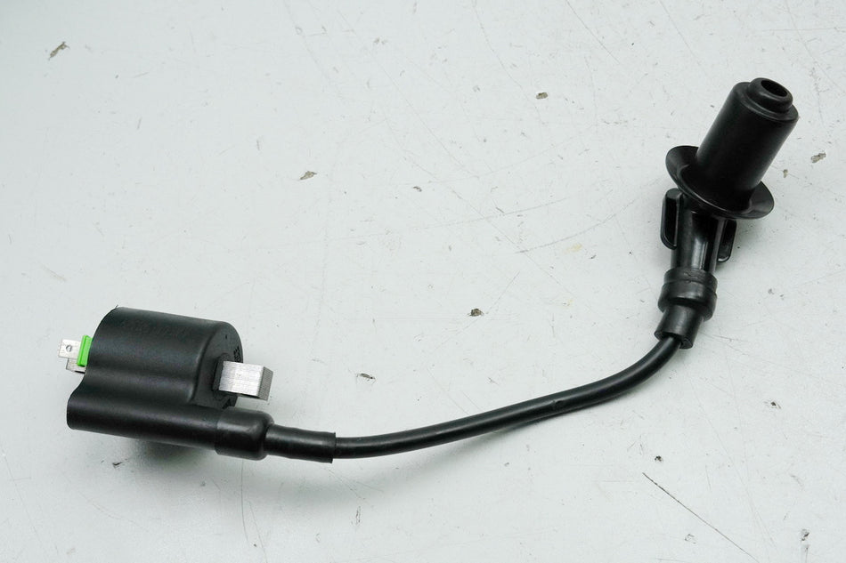 SYM Jet 4 50 AD05W8 Bobina de encendido, conector de bujía (para sistema eléctrico del motor) SOLO 781 km