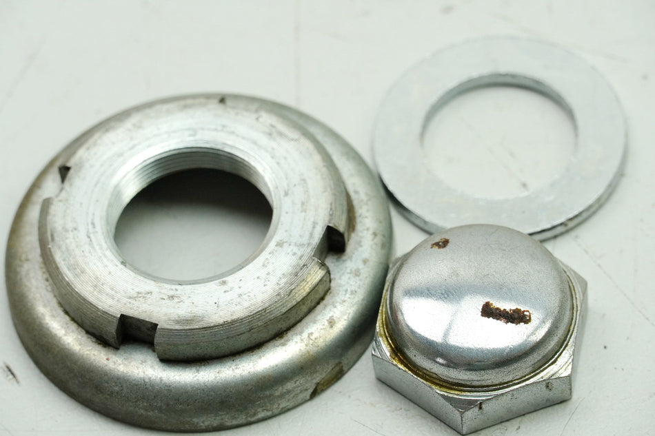 HONDA CB 250 G CB250G Nut Lock Steering Head Triple Tree (for Fork) 74-77