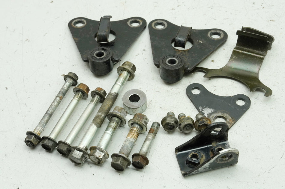 HONDA CB 250 G CB250G Soporte Motor Tornillos Tuercas Soporte Motor Eje 74-77
