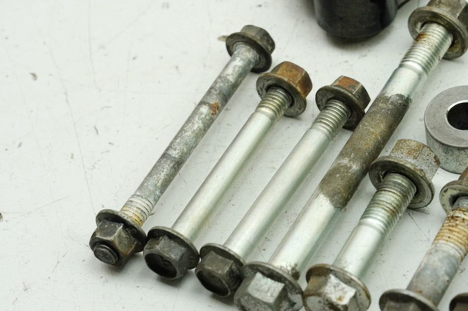 HONDA CB 250 G CB250G Soporte Motor Tornillos Tuercas Soporte Motor Eje 74-77