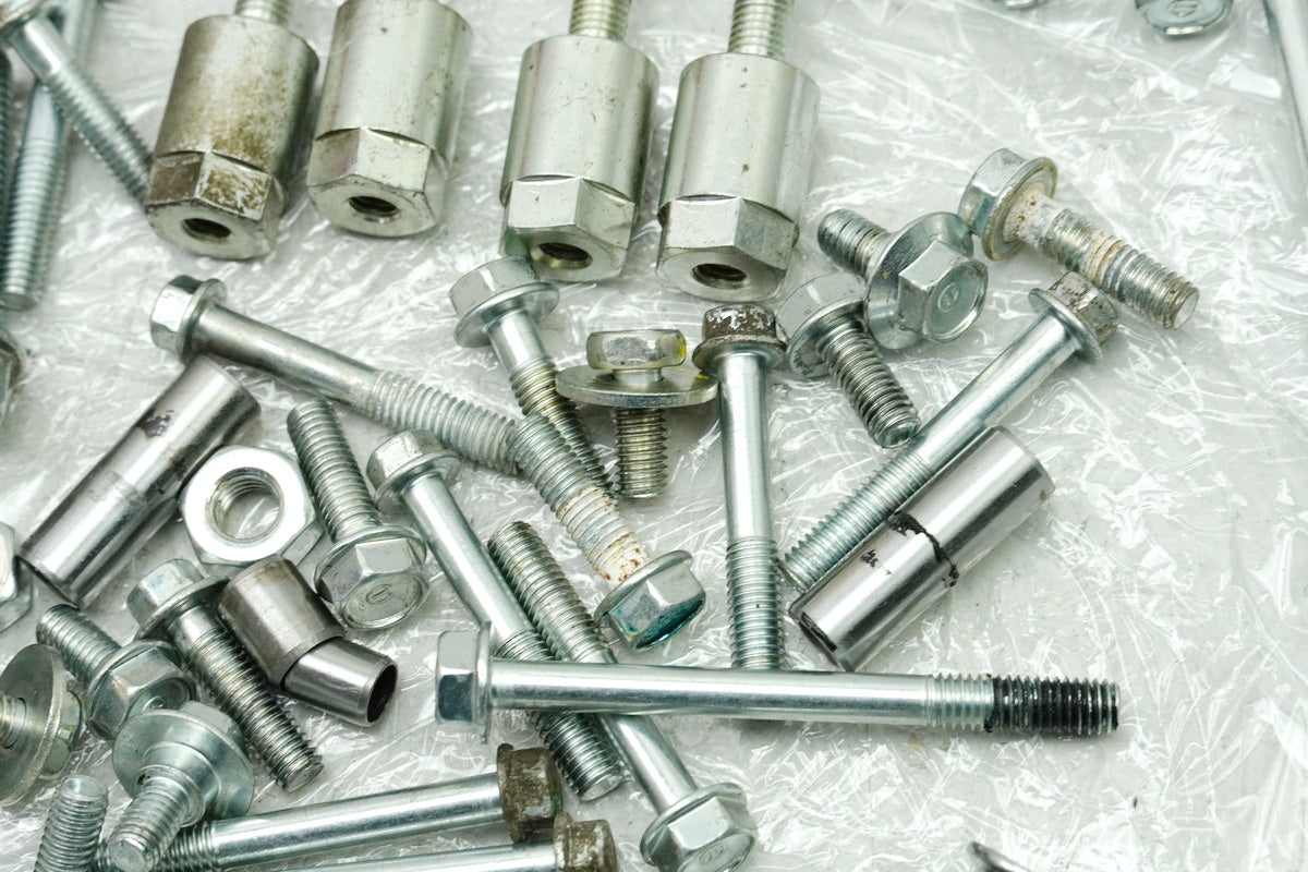 Honda NSS 125 AD JF69 Forza Screws & Nuts Small Parts Engine Engine Cover