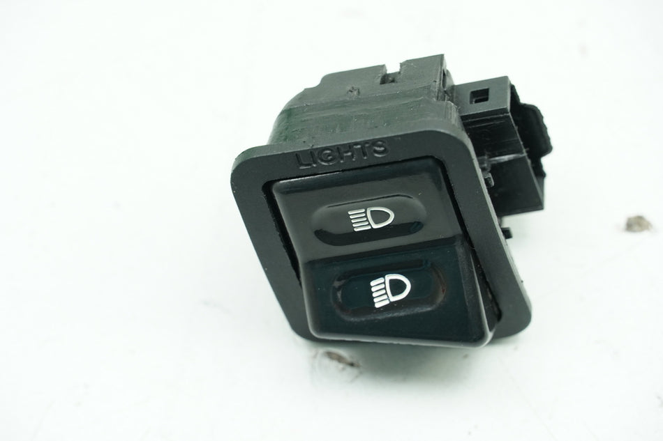 SYM Jet 4 50 AD05W8 Interruptor de luz Botón de luz SOLO 781 km