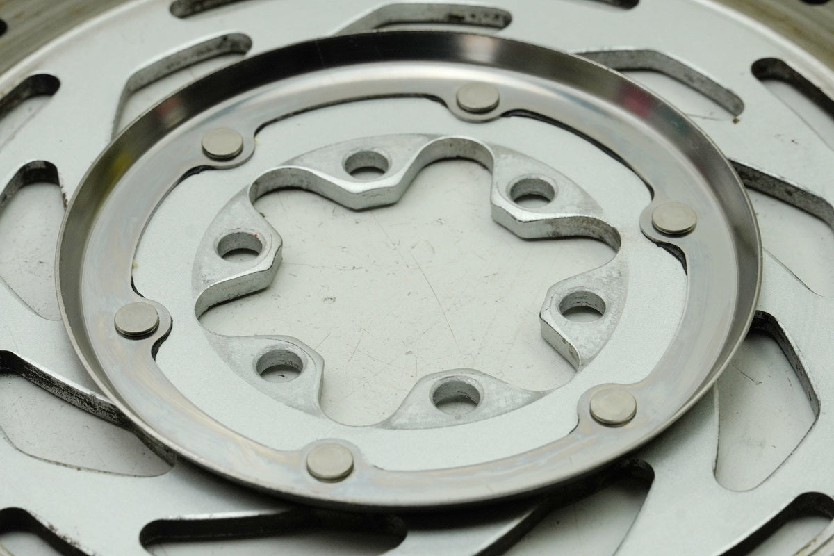 HONDA NTV 650 RC33 REVERE Bremsscheibe hinten Brake Disc 4,90 mm (für Felge)