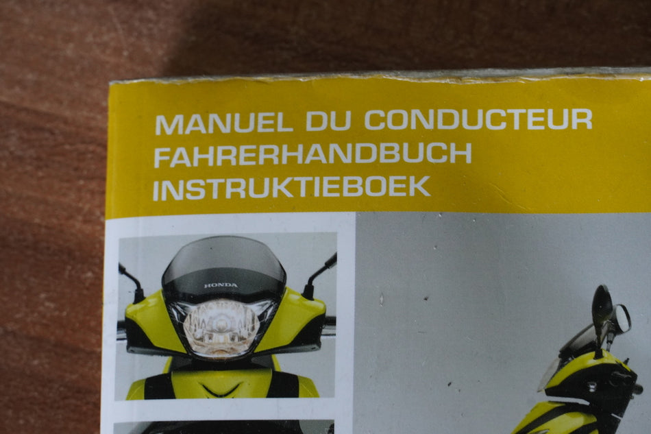 HONDA SH 125 JF23 Fahrerhandbuch Betriebsanleitung Bedienungsanleitung