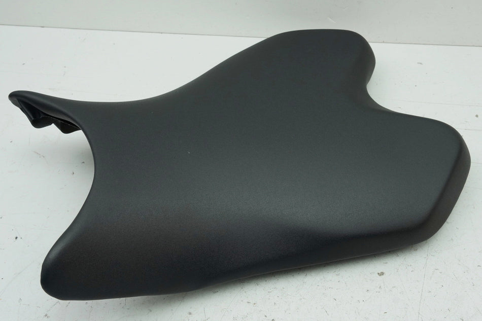 YAMAHA YZF R6 RJ15 Asiento de conductor I Asiento Asiento original NUEVO 13S-24710-00-00