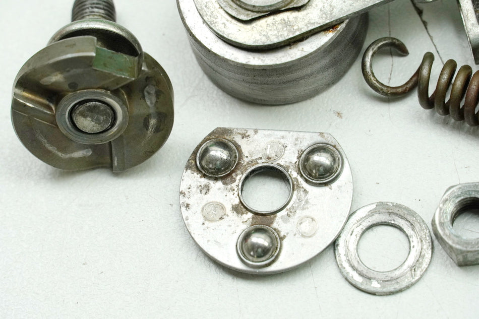 HONDA CB 250 G CB250G Tope de embrague, sinfín de embrague 74-77
