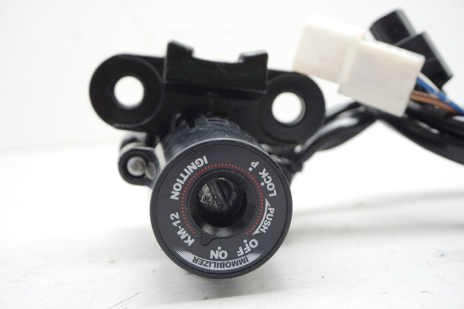 KAWASAKI ZX-10R ABS ZXT00J/J-K Interruptor de encendido 270050555