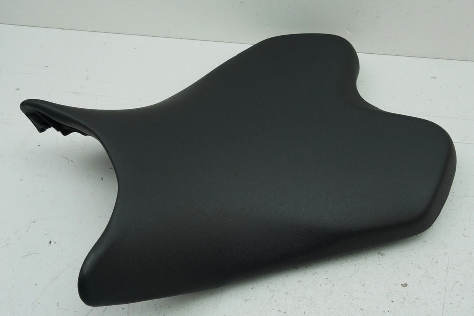 YAMAHA YZF R6 RJ15 Asiento de conductor II Asiento Silla Asiento original NUEVO 13S-24710-00-00