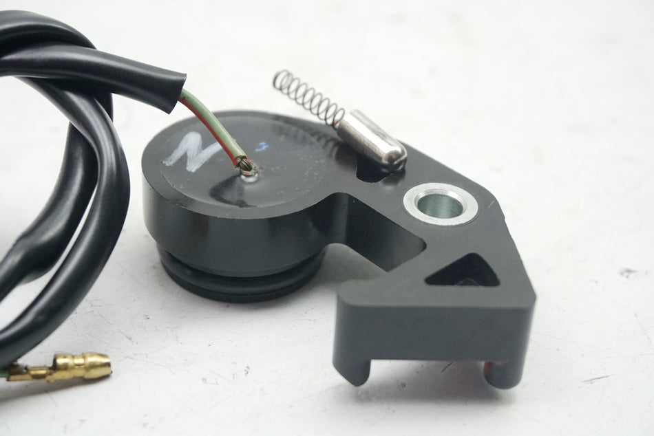 HONDA CBR 125 R JC39 SENSOR DE PUNTO MUERTO NEUTRO