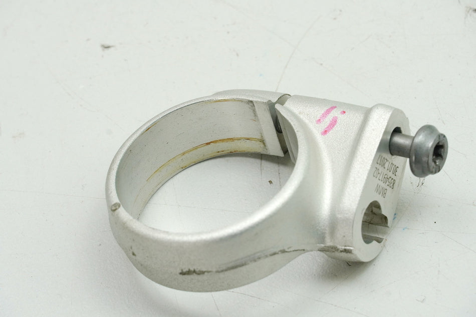 BMW R nine T Urban G/S 0J41 Bracket Indicator Left Front Clamp Clip Holder