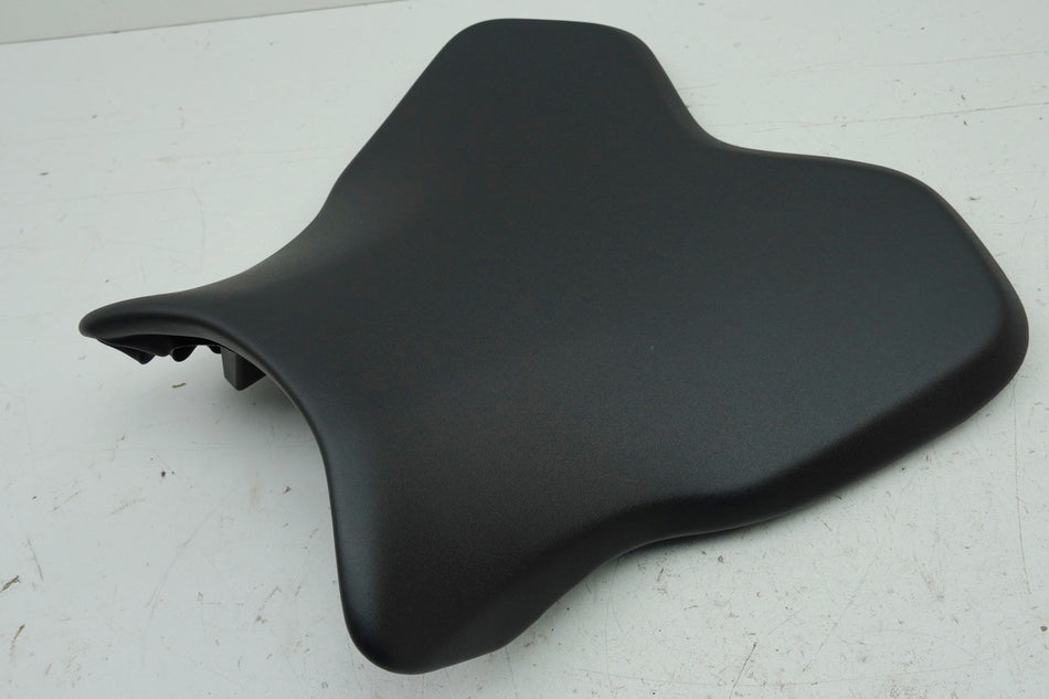 Yamaha YZF R1 RN32 RN49 RN65 Fahrersitz Sitz Sitzbank original NEU 2CR-24710-00