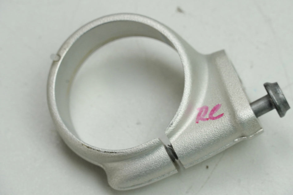 BMW R nine T Urban G/S 0J41 Bracket Indicator right front Clamp Clip Holder