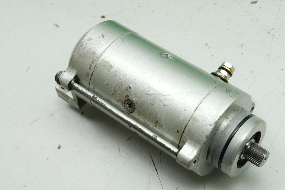 HONDA CB 250 G CB250G Motor de arranque original Mitsuba para motor 28573 km 74-77