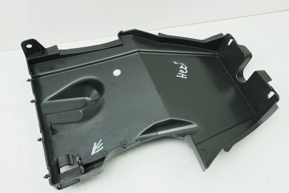 SYM Jet 4 50 AD05W8 Mudguard Wheel Arch Rear Fender Cover ONLY 781 km