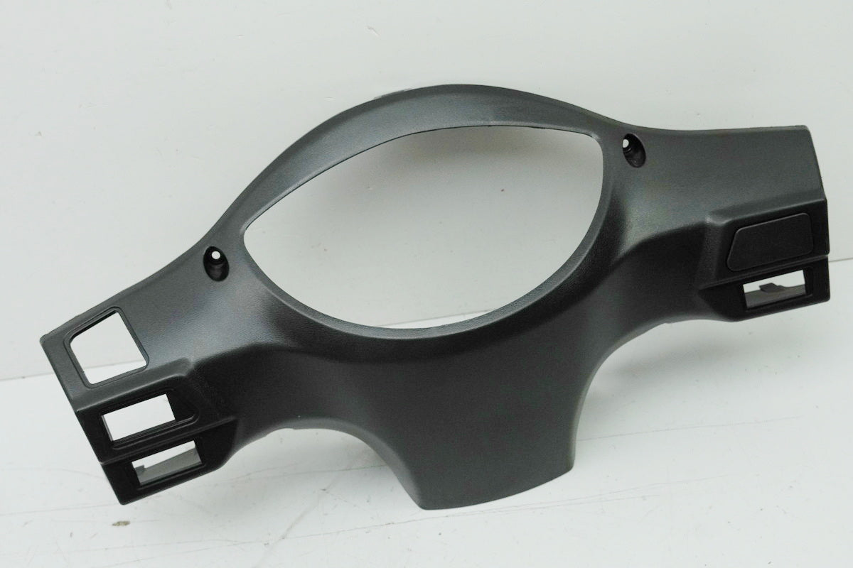 SYM Jet 4 50 AD05W8 Fairing Handlebar Cover Cockpit Speedometer Bezel ONLY 781 km