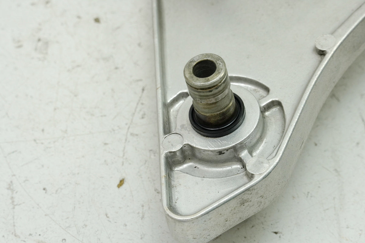HONDA NTV 650 RC33 REVERE Placa reposapiés delantera derecha Soporte reposapiés