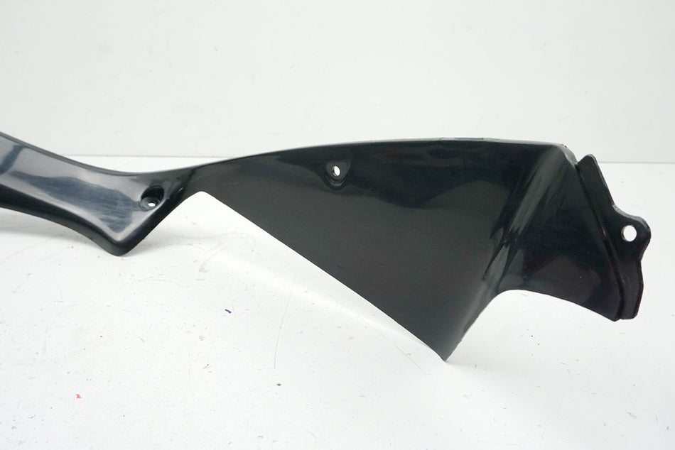 HONDA CBR 600 PC35 CARENADO BAJO CENTRAL QUILLA 99-06