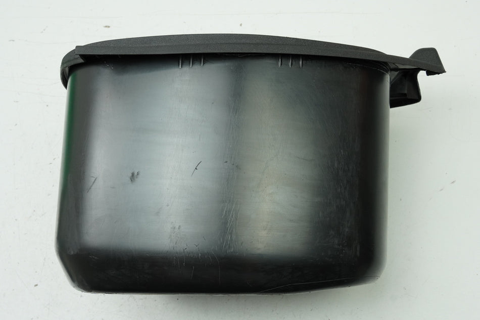 VESPA LX 50 2 ZAPC38101 Guantera Maletero Cubo de almacenamiento (debajo del asiento) 675266