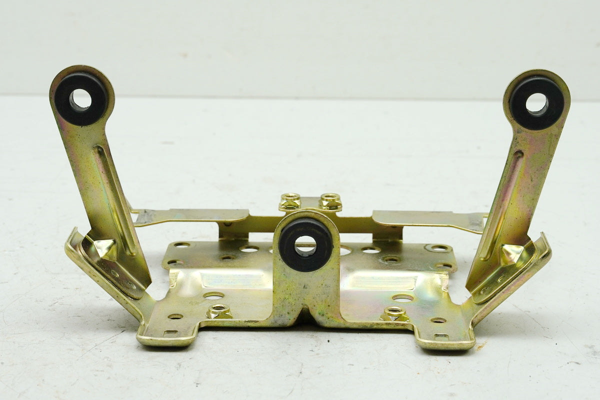 YAMAHA GTS 1000 4BH Bracket Taillight Mount Support Lamp