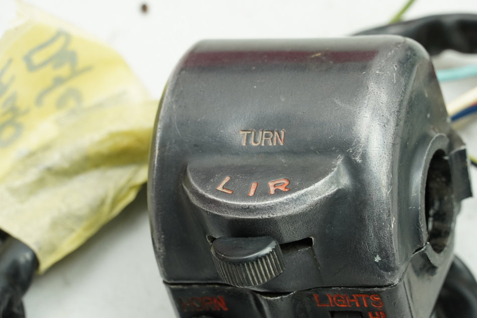 HONDA CB 250 G CB250G Handlebar switch left Switch light turn signal horn 74-77