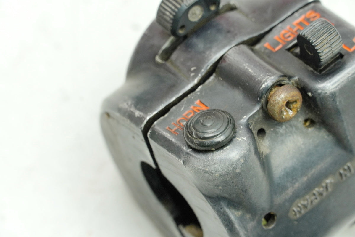 HONDA CB 250 G CB250G Interruptor manillar izquierdo para luz, intermitentes, claxon 74-77