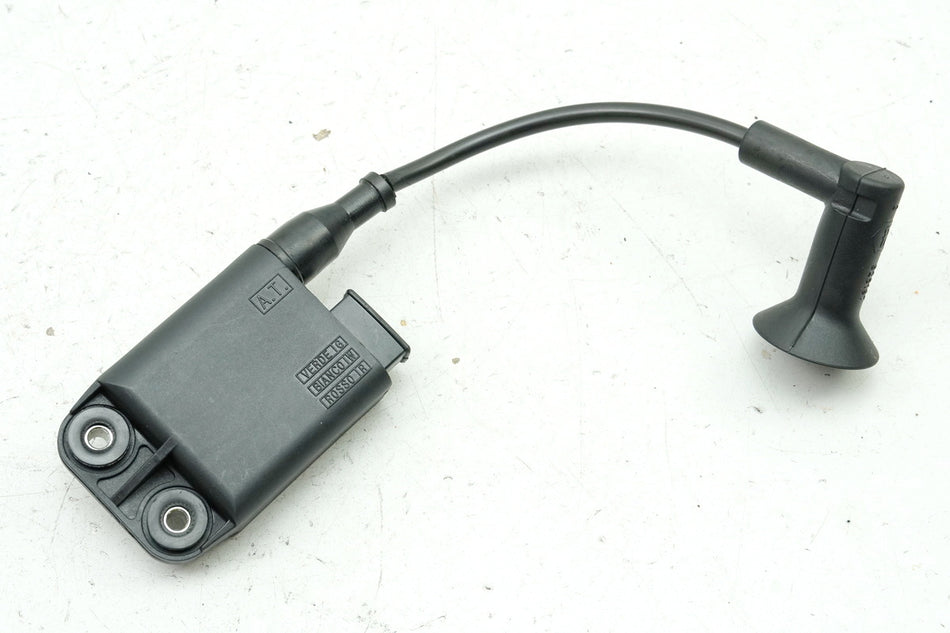 VESPA LX 50 2 ZAPC38101 Bobina de encendido con cable y capuchón de bujía 58095R