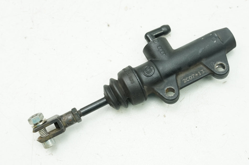 BMW F 650 GS E650G R13 Cilindro maestro de freno trasero Bomba de freno Brembo Cilindro maestro de freno de pie