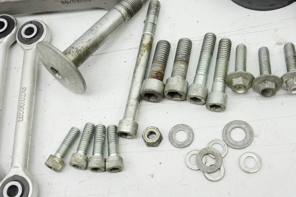 BUELL XB12S XB1 Lightning Soporte Motor Tornillos Goma Tornillos Soporte de Motor