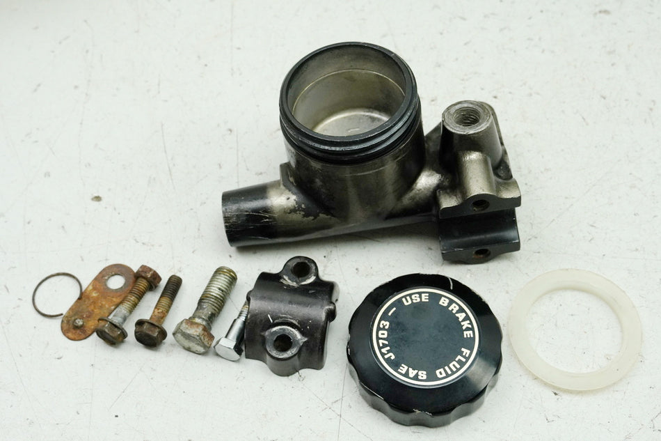 HONDA CB 250 G CB250G Front Brake Cylinder Brake Pump Master Cylinder 74-77