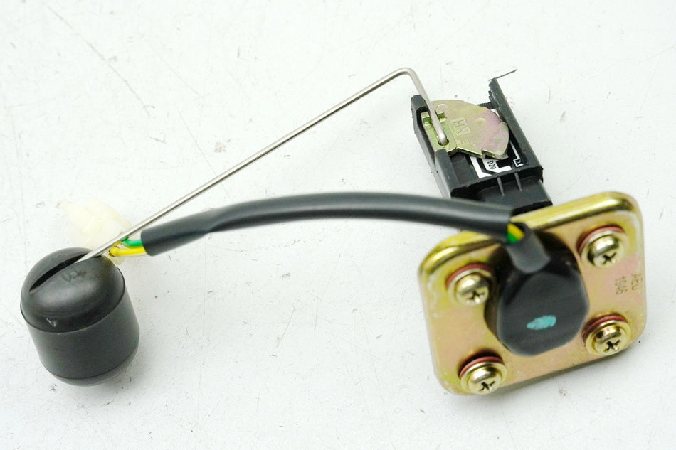 SYM Jet 4 50 AD05W8 Sensor de nivel de combustible Medidor de combustible Indicador Nivel de combustible SÓLO 781 km