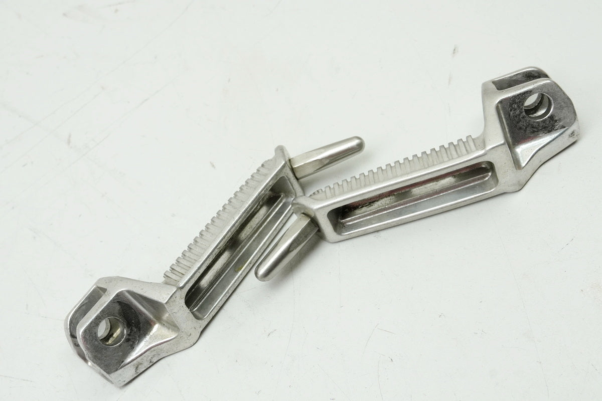 BUELL XB12S XB1 Lightning Reposapiés del conductor rebajado Estriberas