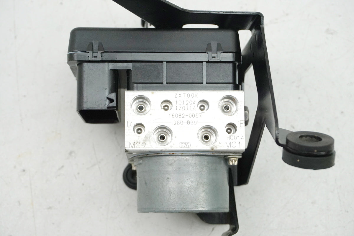 KAWASAKI ZX-10R ABS ZXT00J/J-K ABS Pump Pressure Modulator Control Unit