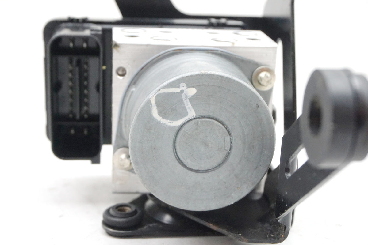 KAWASAKI ZX-10R ABS ZXT00J/J-K ABS Pump Pressure Modulator Control Unit