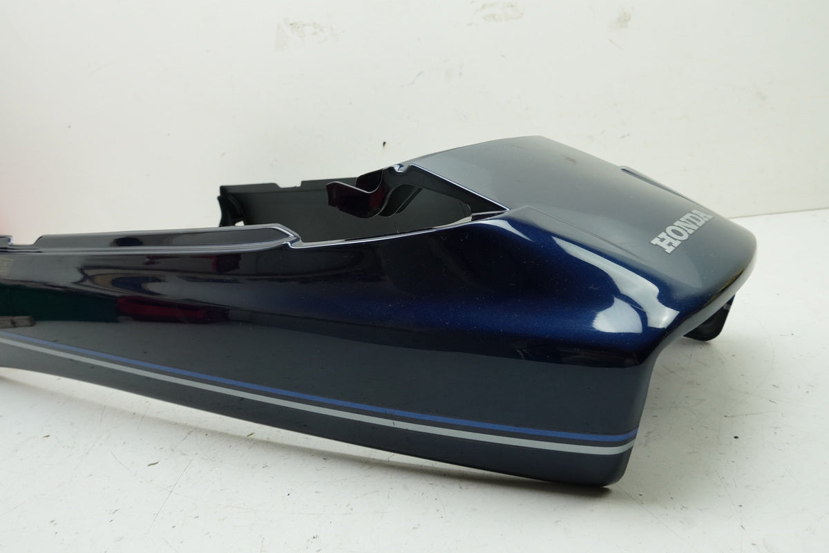 HONDA NTV 650 RC33 REVERE Revestimiento trasero Tapa trasera Cubierta trasera