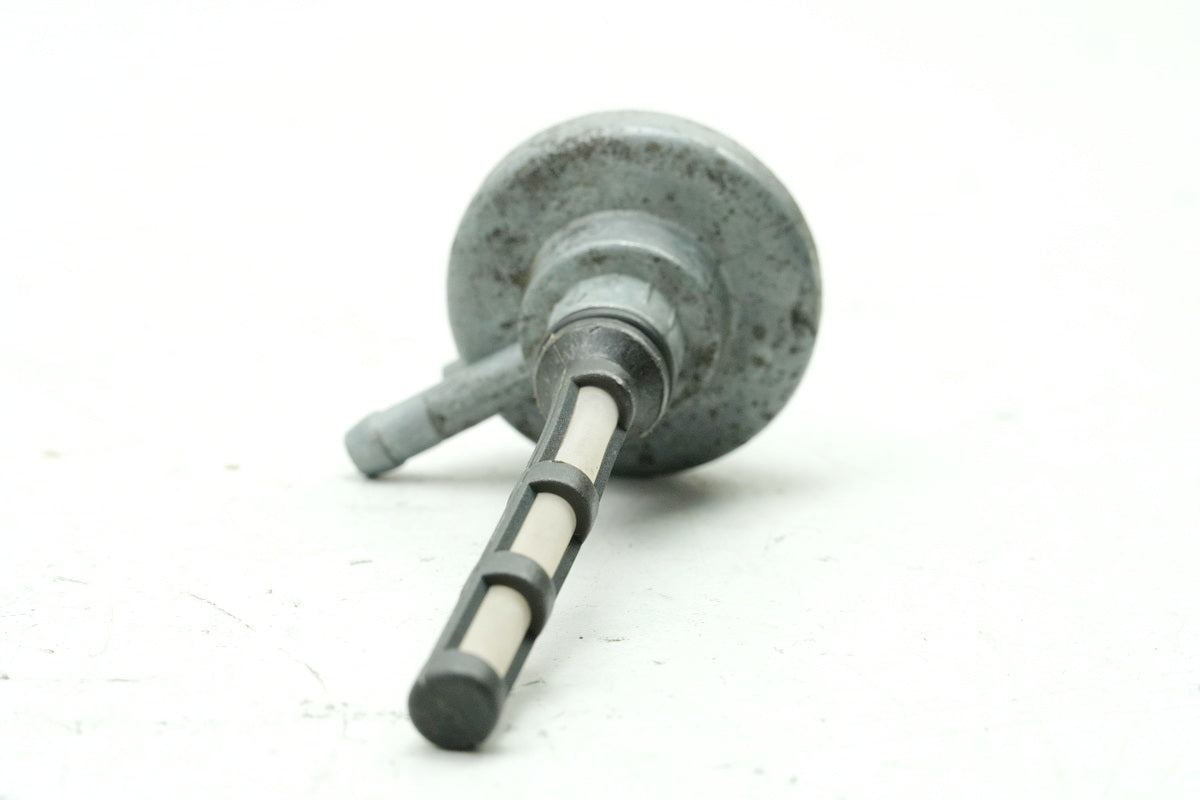 VESPA LX 50 2 ZAPC38101 Grifo de gasolina para tanque de gasolina 674595