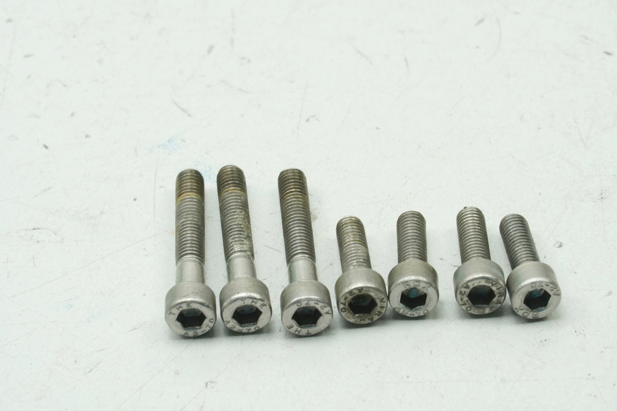 APRILIA RS 125 RS4 ZD4TW Schrauben Tankdeckel (für Tank Kraftstofftank)