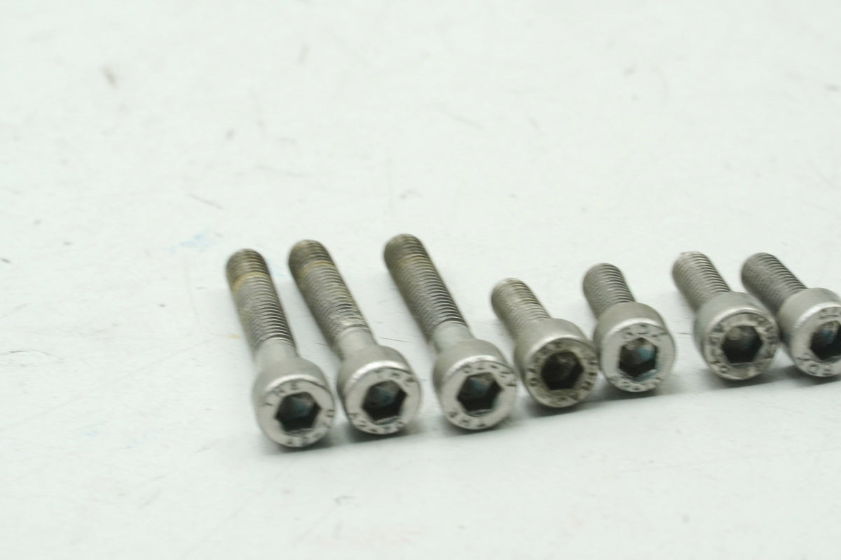 APRILIA RS 125 RS4 ZD4TW Schrauben Tankdeckel (für Tank Kraftstofftank)