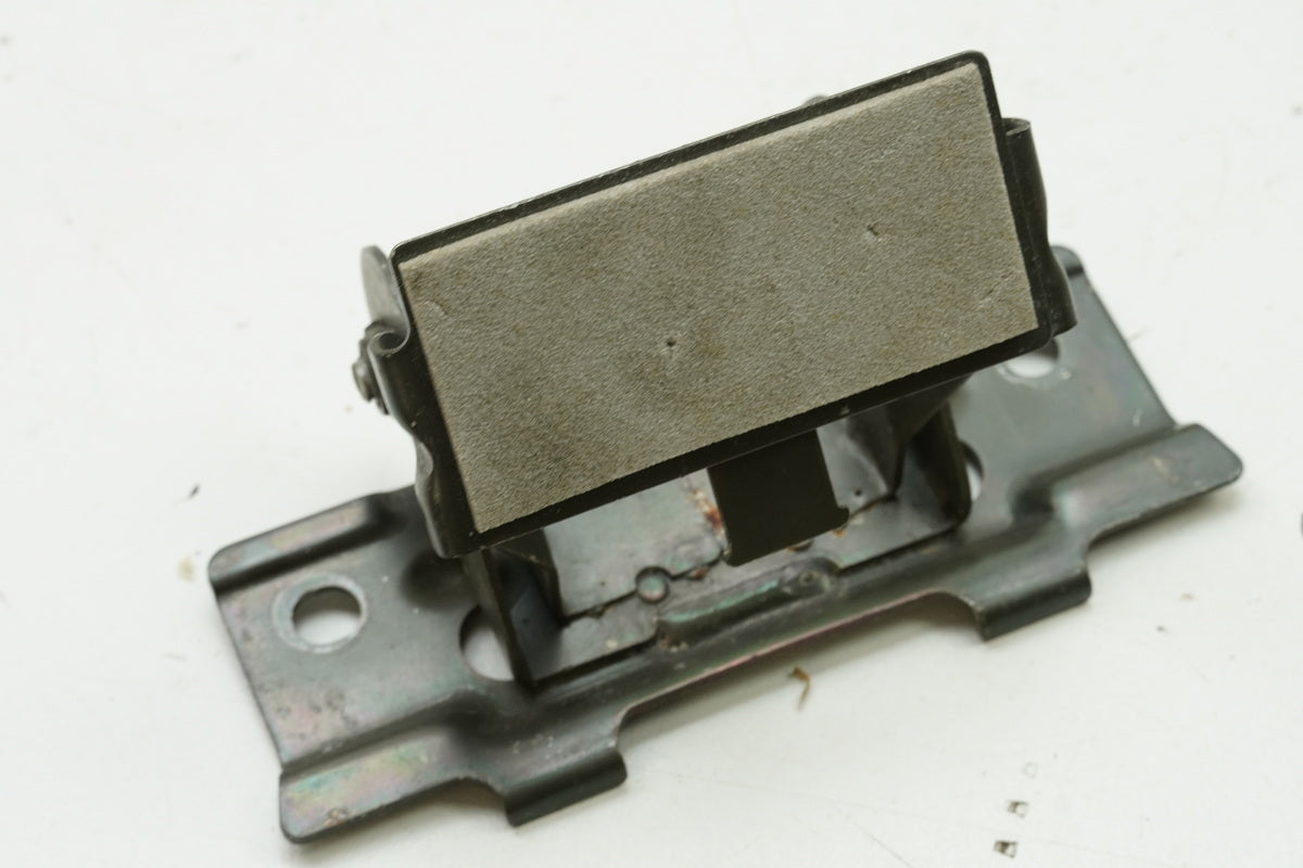SUZUKI SV 650 AV Halterung Tank Tankhalter Aufnahme Kraftstofftank Träger 99-02