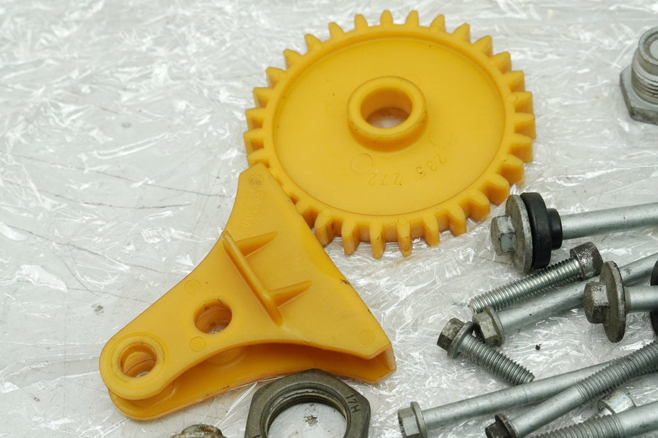 BMW F 650 GS E650G R13 Schrauben Kleinteile (für Motor Motorgehäuse Motordeckel