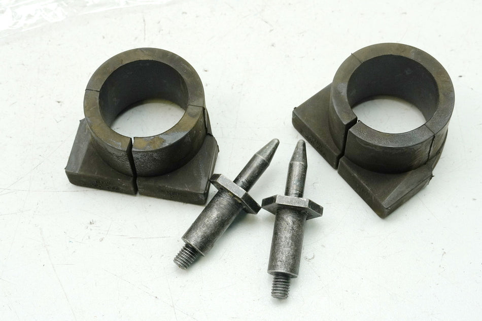 BMW F 650 GS E650G R13 Schraube Tank Justierschraube Pin Gummi Auflage Dämpfer